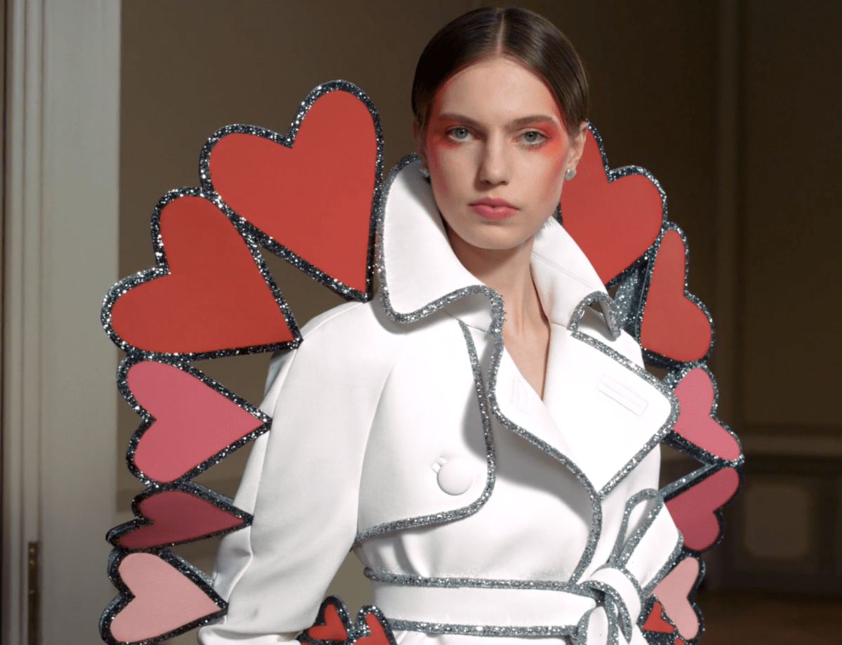 Viktor and Rolf Couture fall 2020